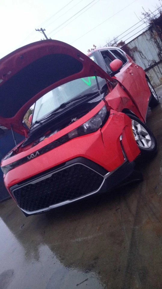 2023 KIA SOUL OEM Hood Panel Red - Used, Minor Paint Scratch, 66400K0500 — 第 4/4 张图片