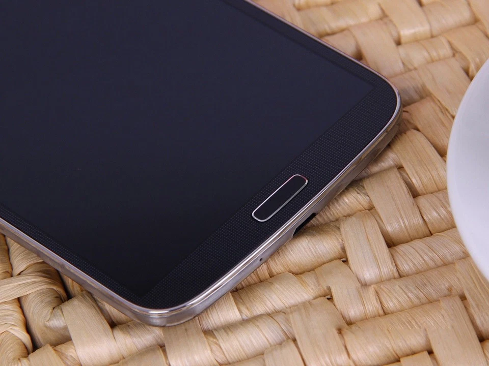 Samsung Galaxy Mega 6.3 GT-I9205 4G LTE 16GB ROM 1.5GB RAM Android SmartPhone - Image 2 of 4