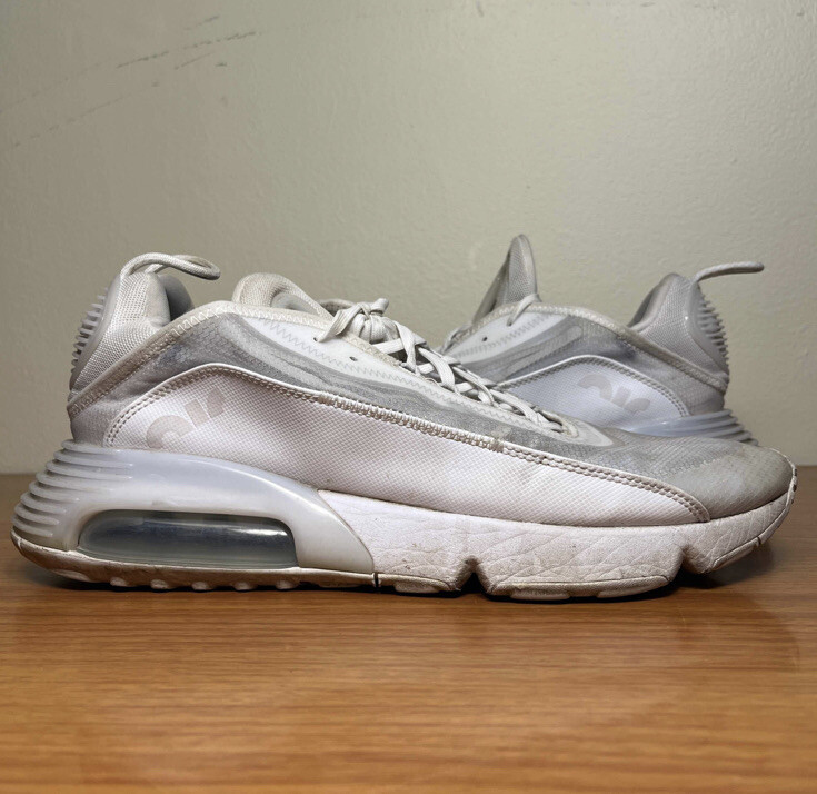Nike Air Max 2090 Triple White Size 11 Sneakers BV9977-100