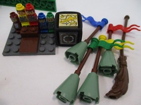 Lego set 3862 &ndash; Harry Potter Hogwarts Game &ndash; Replacement Pieces - Die - Minifigs