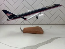  President Of the UNITED STATES  Pres. TRUMP 757 Desktop 17" Model 