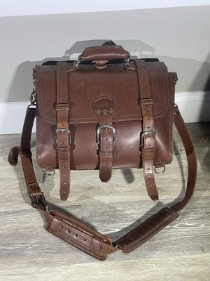 Saddleback Leather Large Classic Briefcase - Chestnut - With Strap