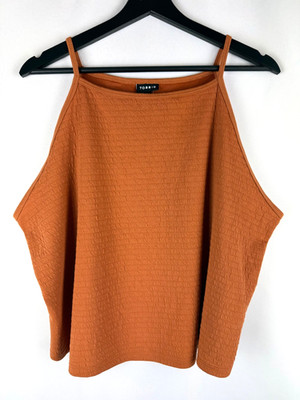 NEW Torrid Women's Amber Brown Crinkle Knit Goddess Neck Crop Tank Top Size 3