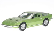 Maserati Indy Coupe green diecast modelcar in showcase 1:43