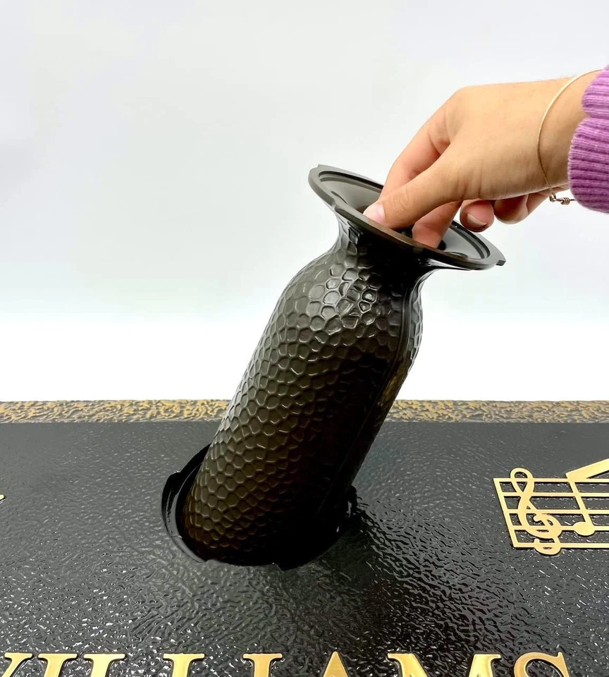 Jarrón iónico - Florero cementerio de repuesto - Base D de 4" con 3 bridas a Lo Foto 4 de 4