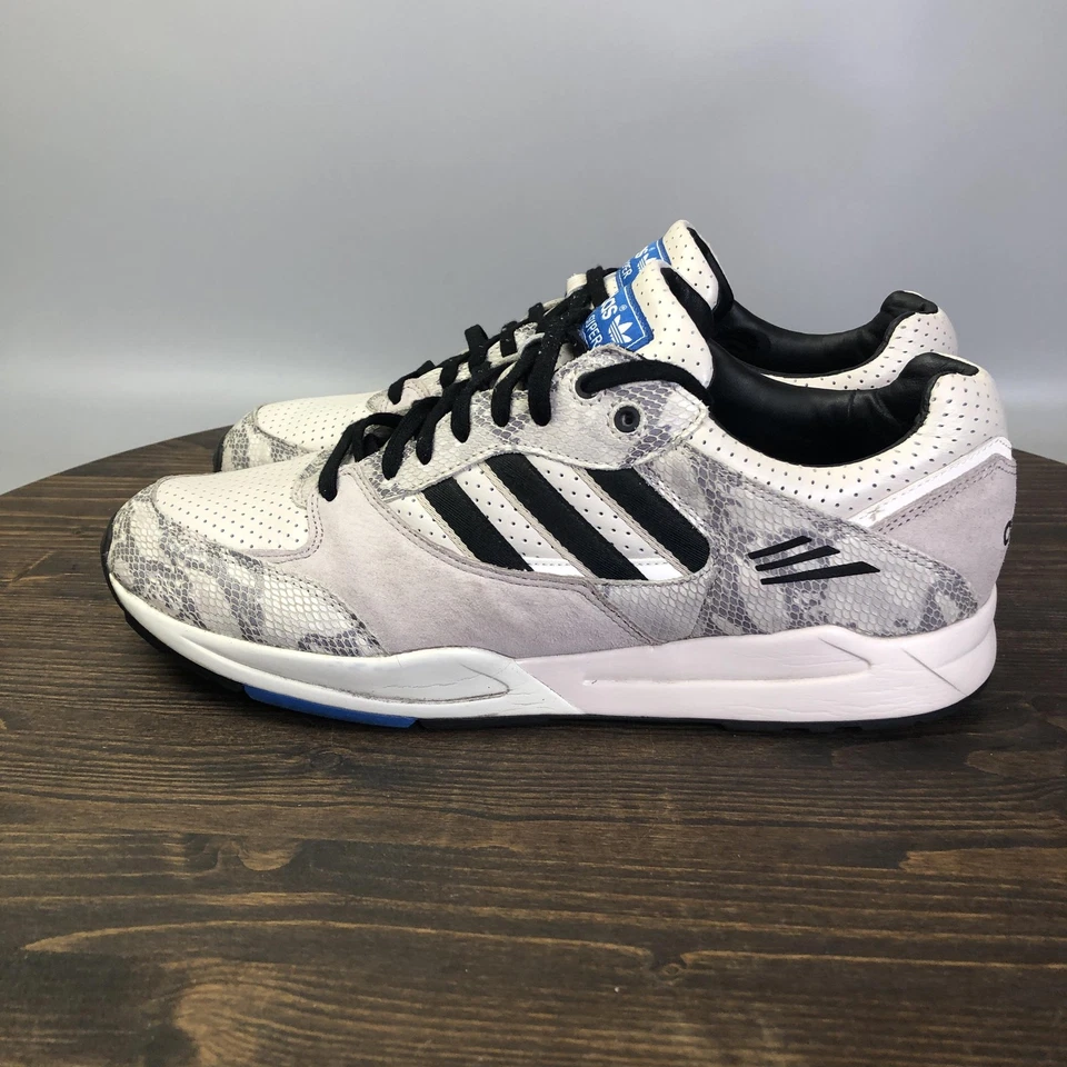 Adidas Tech Super Zapatos Para Hombre Talla 11 Blanco Gris Negro Retro OG Correr Q34167 Foto 2 de 4