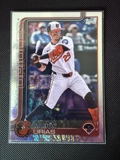 2025 Topps Chrome Ramon Urias Sand glitter Holo