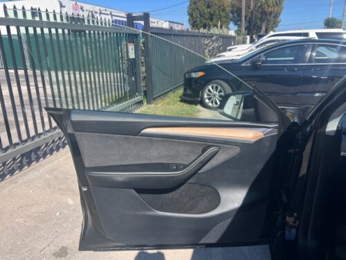 2023 Tesla Model Y - Picture 14 of 31