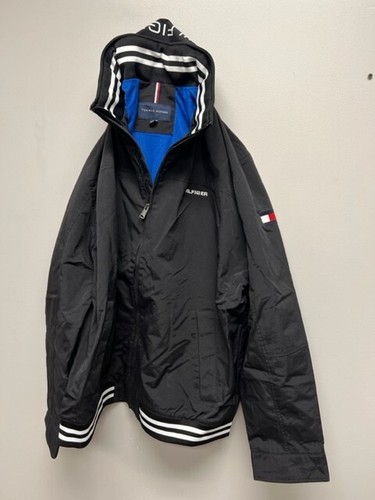 Tommy Hilfiger Men's Lightweight 