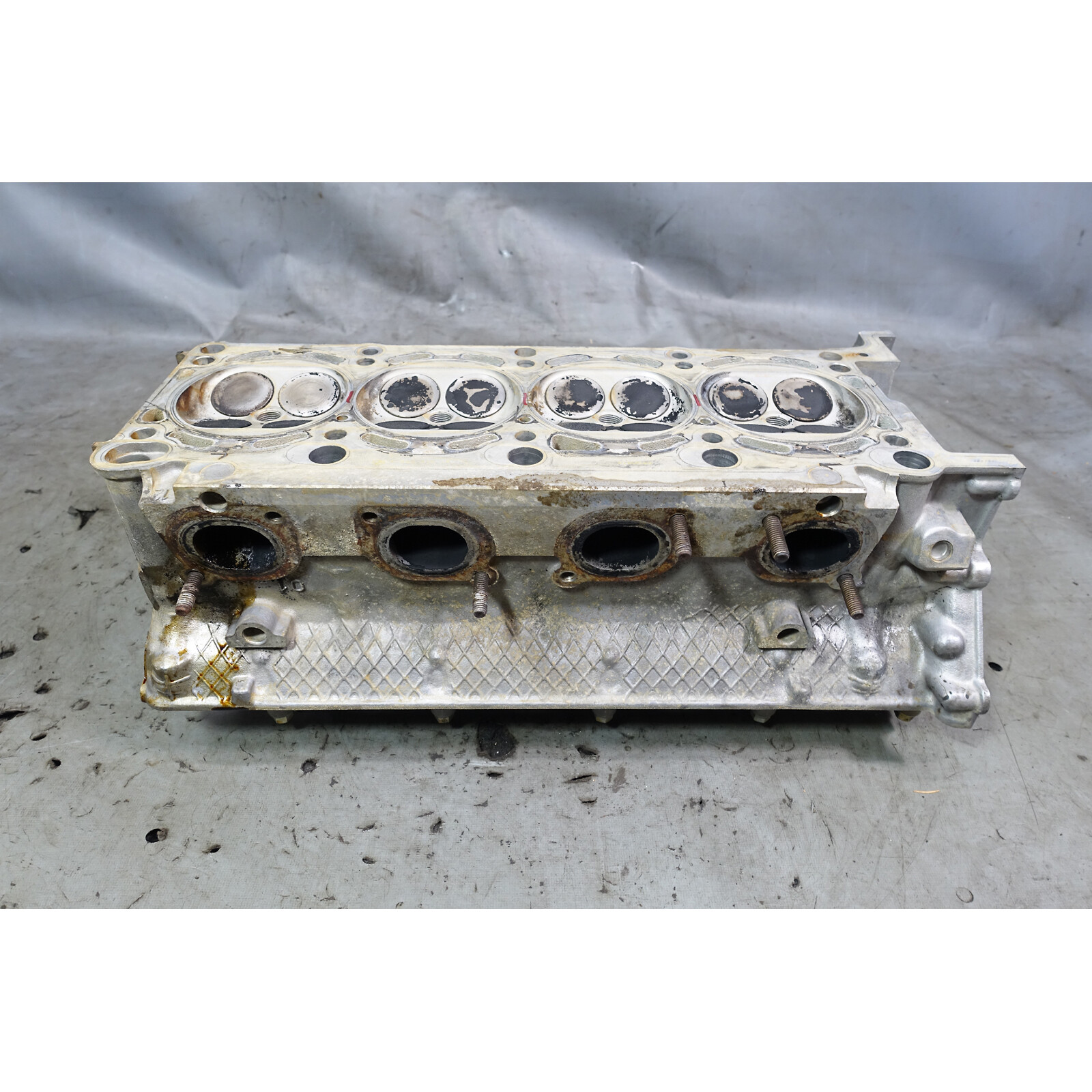 1999-2003 BMW E39 540i E38 740i Bank 2 Left Drivers Cylinder Head w ...
