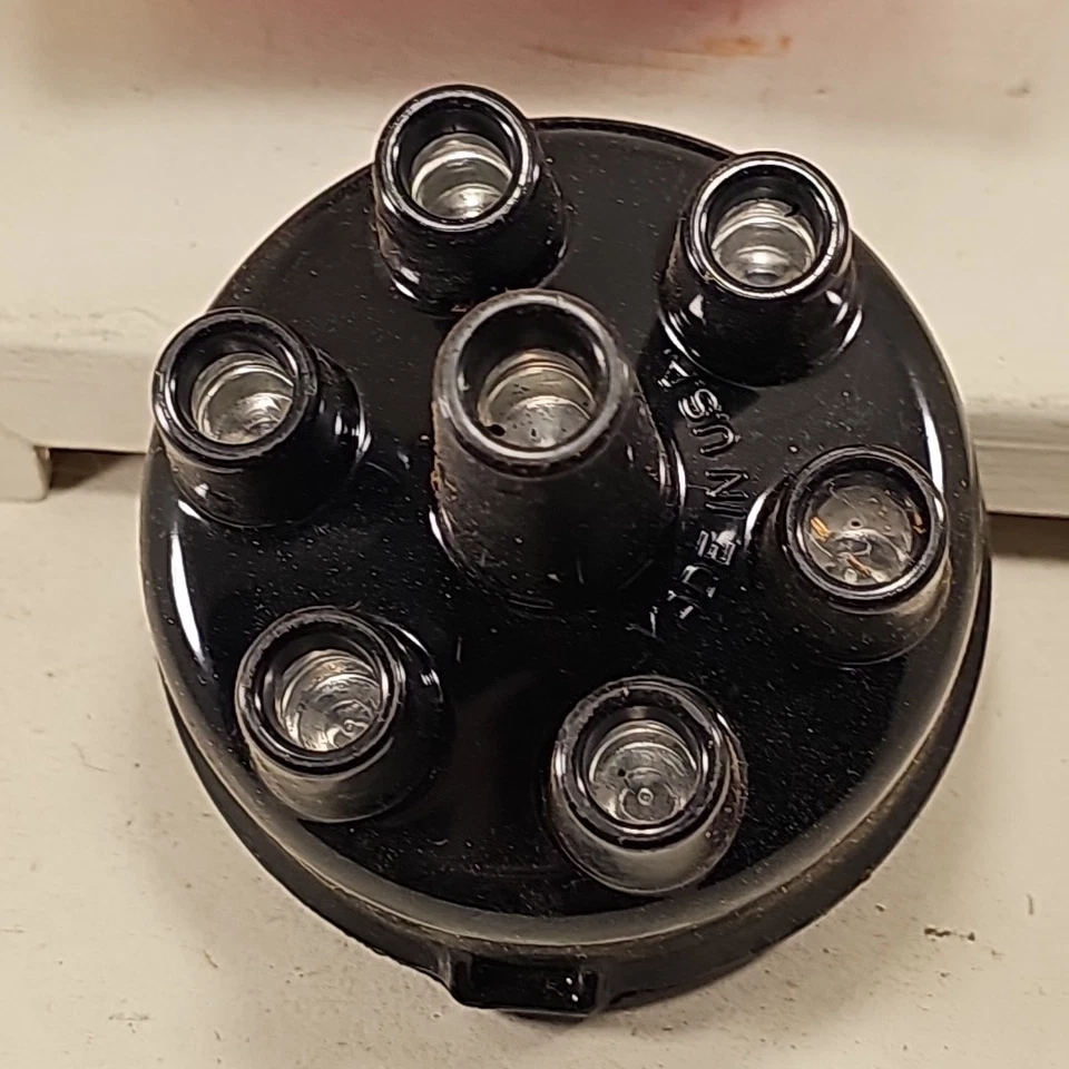 VINTAGE NOS ATLAS IGNITION PARTS 401 DISTRIBUTOR CAP - Image 3 of 4