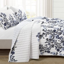 Tanisha Reversible Floral Quilt Set, 5 Piece Set, King, Navy White - Elegan...