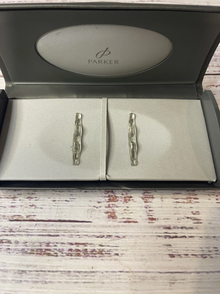 Parker Sonnet Gold Athens Fountain and Ballpoint Pen Set Box Only - Image 3 of 4