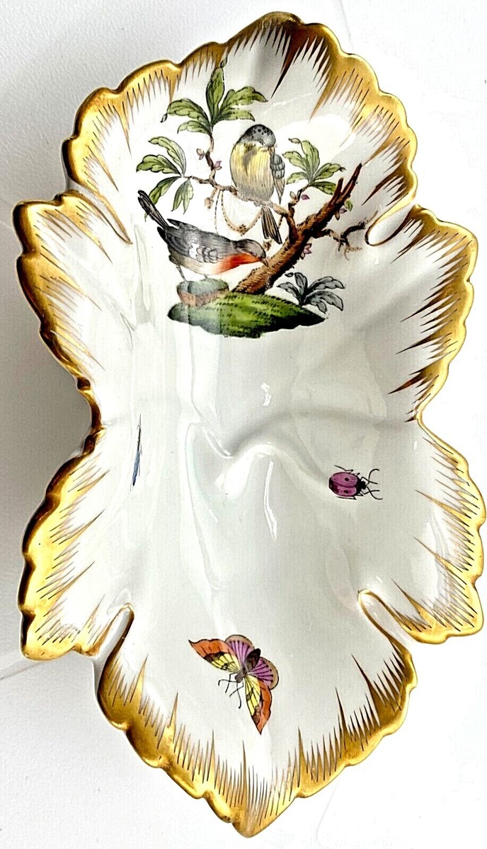 SEVEN HEREND HUNGARY HAND PAINTED FLORAL PORCELAIN LEAF TRINKET