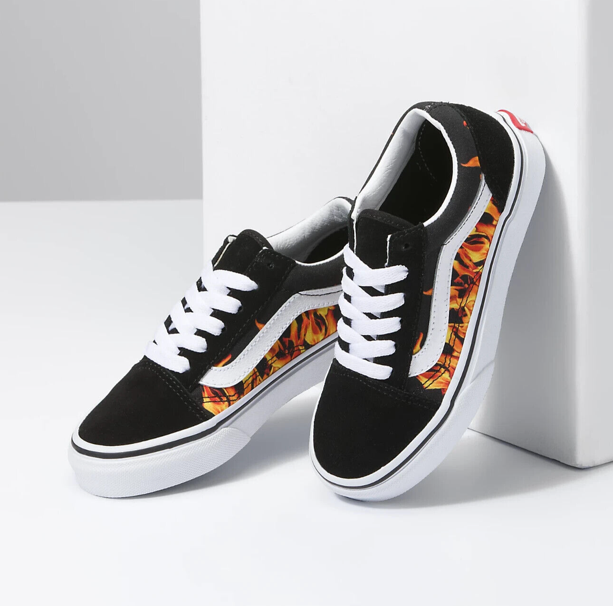 ELLEGARDEN × Vans Old Skool \"Black/Flame ELLEGARDEN × Vans Old Skool 