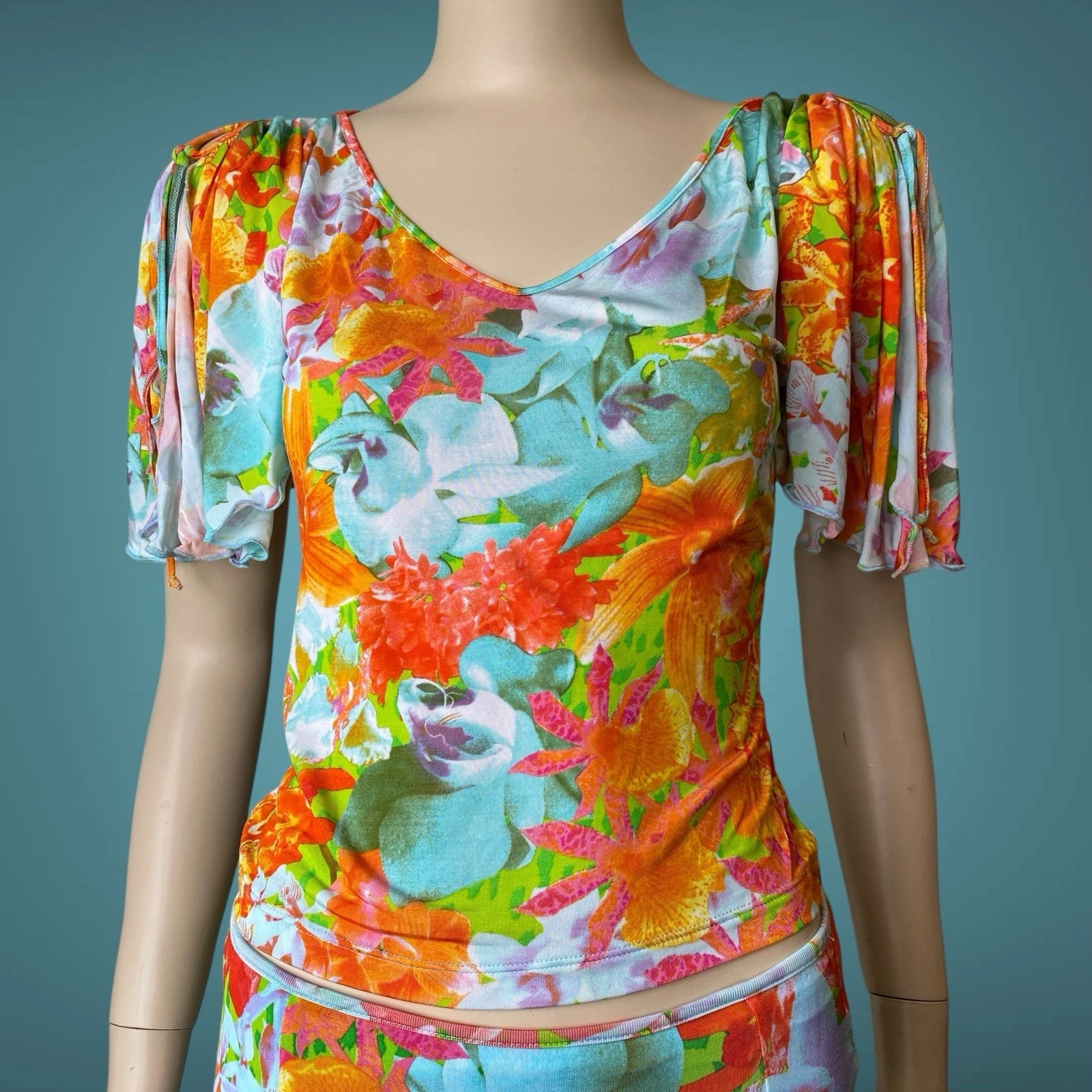 NUOVO Versace Jeans Couture SS 2006 abito floreale set camicetta + gonna taglia 44 M L