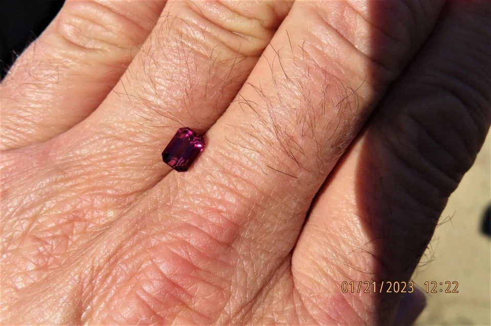 Драгоценный камень турмалин 1,04 карата розовый цвет для коллекционеров/изготовления ювелирных изделий - Изображение 3 из 4