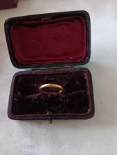 22 carat gold wedding band