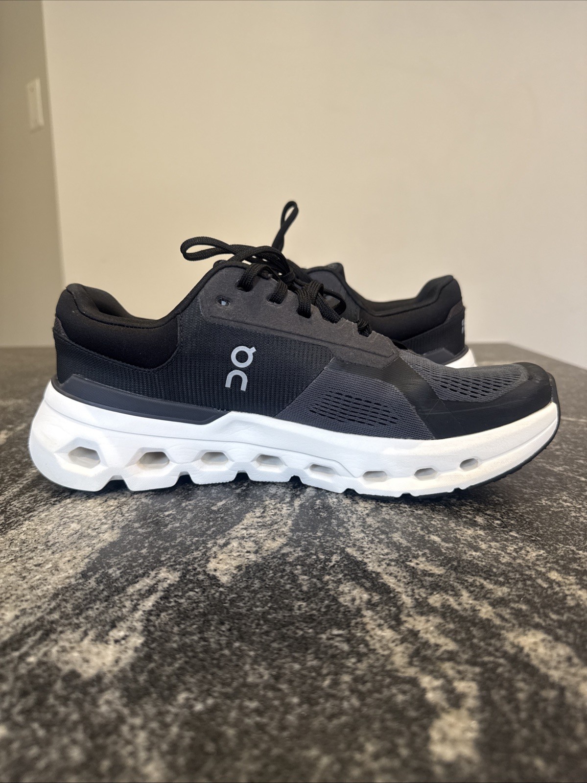 On Cloudrunner Eclipse Black Running Athletic Clo… - image 5