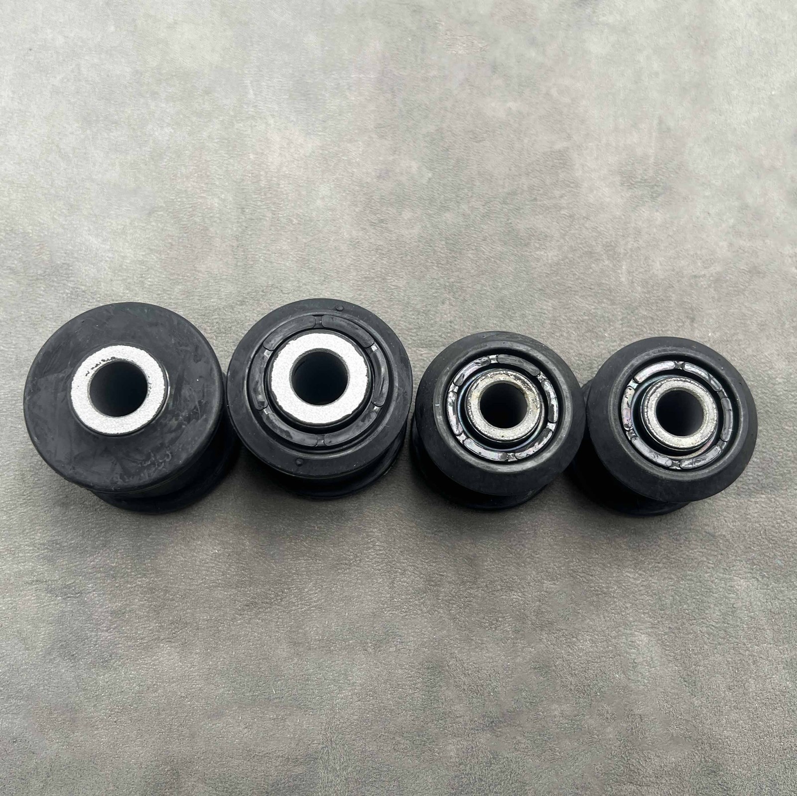 New 4pcs 980139890 Rear Control Arm Bushing fit for Maserati Quattroporte GC GT