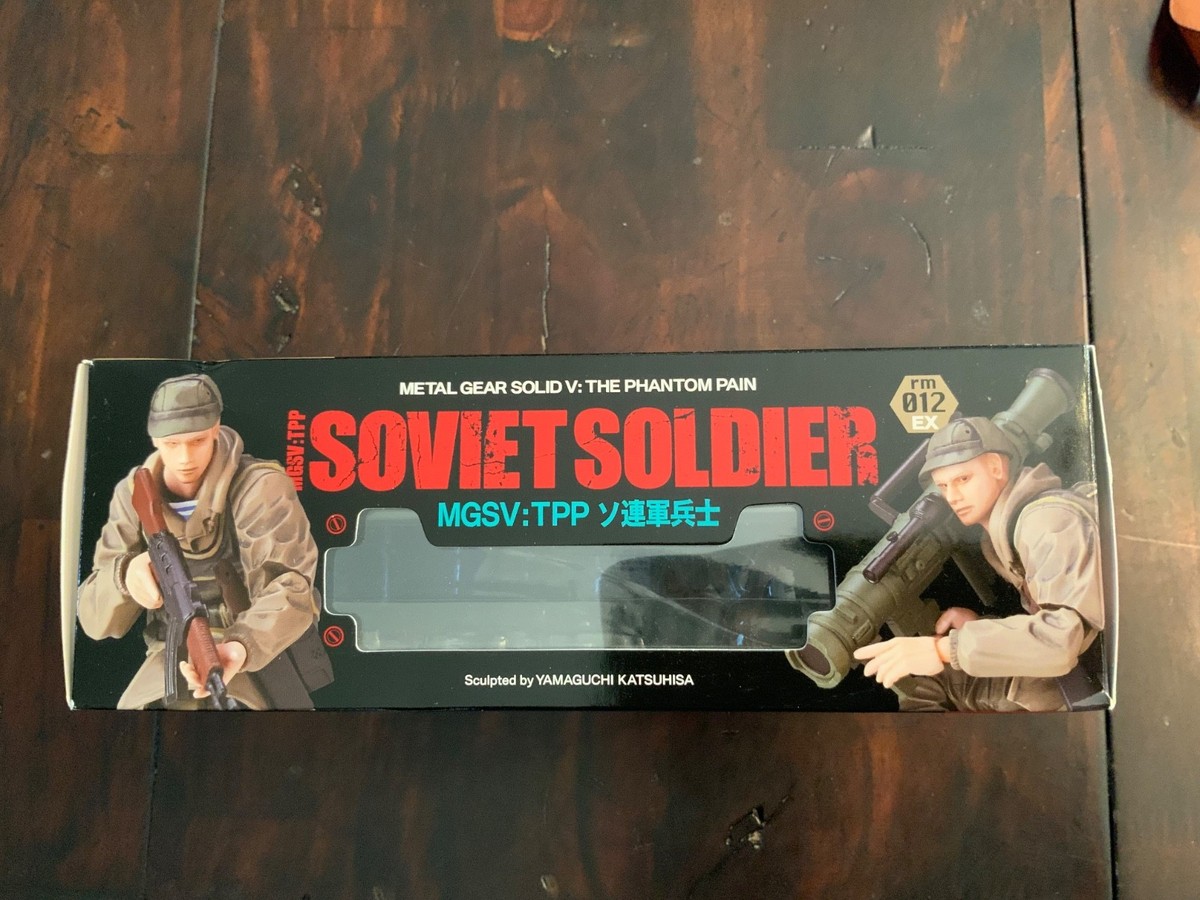Kaiyodo Revoltech Rm015 EX Metal Gear Solid V Phantom Pain Soviet