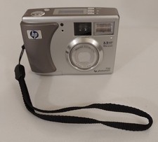 HP Photosmart 735 3.2 MP Digital Camera Pre-owned