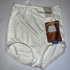Adonna Light Control Soft Skins Lace Trim Nylon Granny Panties Small NWT Satin