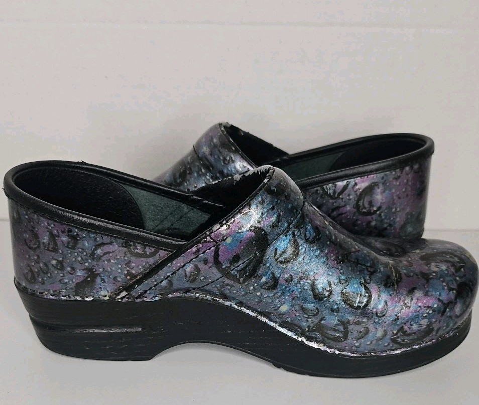Dansko Pro clogs iridescent bubbles raindrop  EU … - image 12