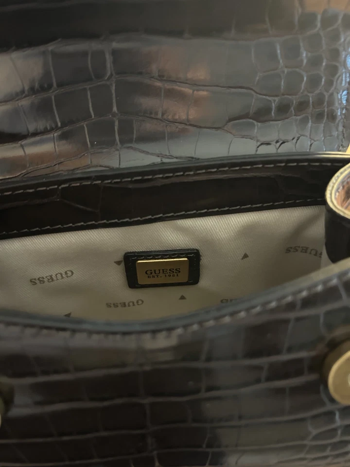 w.NEU wunderschöne GUESS Mini-Tasche braun - Bild 3 von 4