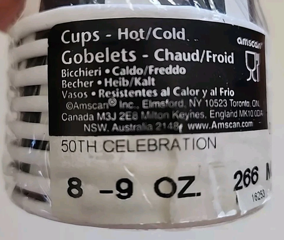 Fiesta de cumpleaños para adultos 50th Celebration 8ct Chevron Stripes 9 oz. Tazas de papel Foto 3 de 4