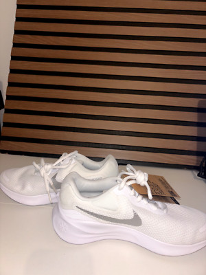 Size 6 - Nike Revolution 7 White Pale Blue W