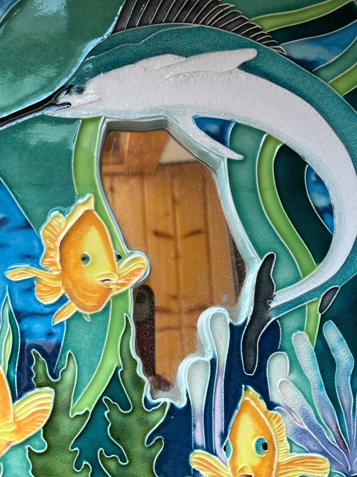 Tonos de azul y verde con amarillo océano pez marlín azulejo de cerámica baño espejo de pared Foto 3 de 4