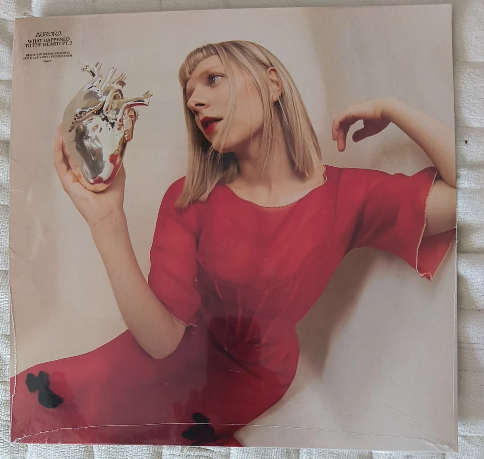 Aurora - What Happened To The Heart? Pt1 Red/blue colored vinyl and Pt.2 limited - Bild 4 von 4