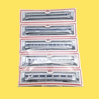 Model Power 8840 CN Coach 8840-5 Car Assortment HO Scale