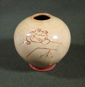 ceramic pot TIM FOSS artist RED CLAY pottery sgraffito CHARMING FROG design