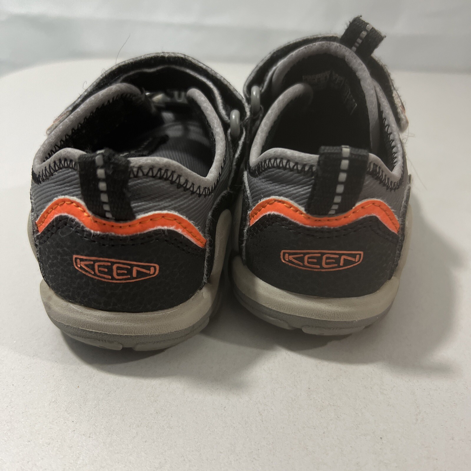 Scarpe da ginnastica lavabili Keen Knotch cave regolabili taglia 10 bambini