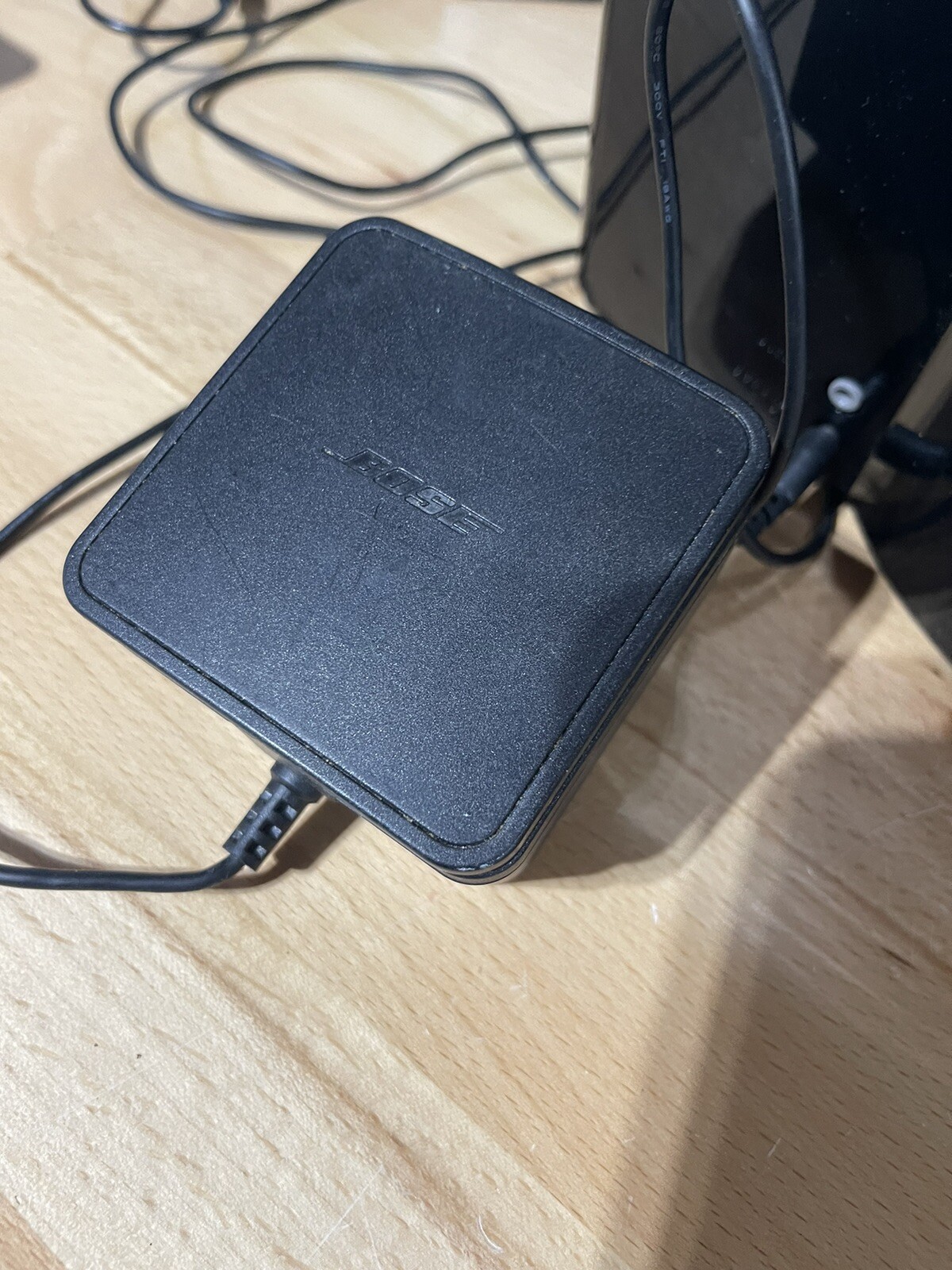 Bose Soundlink Wireless Music System Portable Speaker w/ Remote eBay