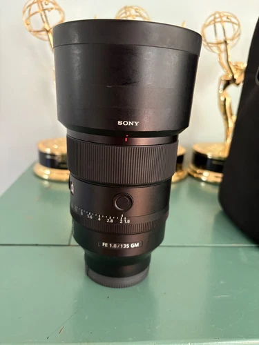 Sony FE 135mm f/1.8 GM Lens w/ Case LIGHTY USED