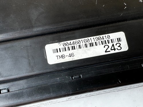 Toyota Tundra 2016 cabina caja de fusibles unión relé bloque TMB-46 ¡Fabricante original! - Imagen 4 de 6