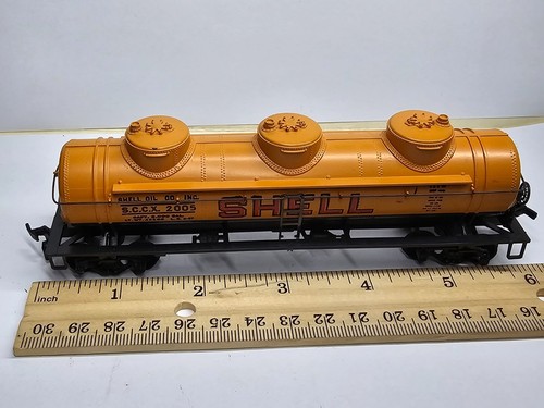 Athearn HO Scale 40' 3 Dome Tank Car SHELL GAS S.C.C.X. #2005 Model train Car - Picture 10 of 10