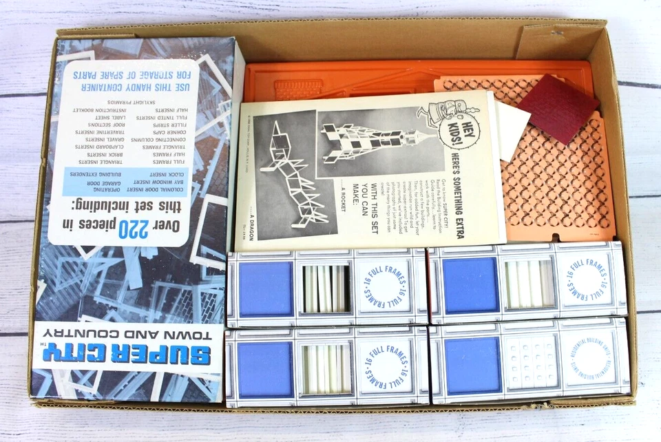 Juego de construcción de ciudad y campo ideal Super City Town & Country vintage años 60 220+ piezas en caja Foto 2 de 4