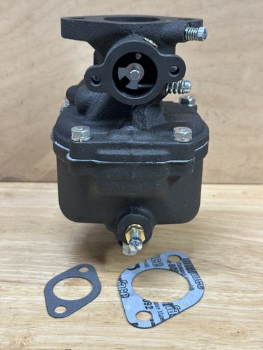 Farmall 300/350 Carburetor 361525R92 & 363741R93 International Harvester - Picture 7 of 12
