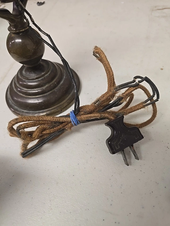 Lámpara cardán antigua de bronce Foto 4 de 4