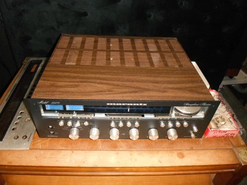 Vintage Marantz 2270 Stereo Receiver (FOR PARTS REPAIR ONLY)