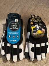 SIZE LARGE Lot of 2 PUGS Lined Touch Screen Work Gloves   NEW