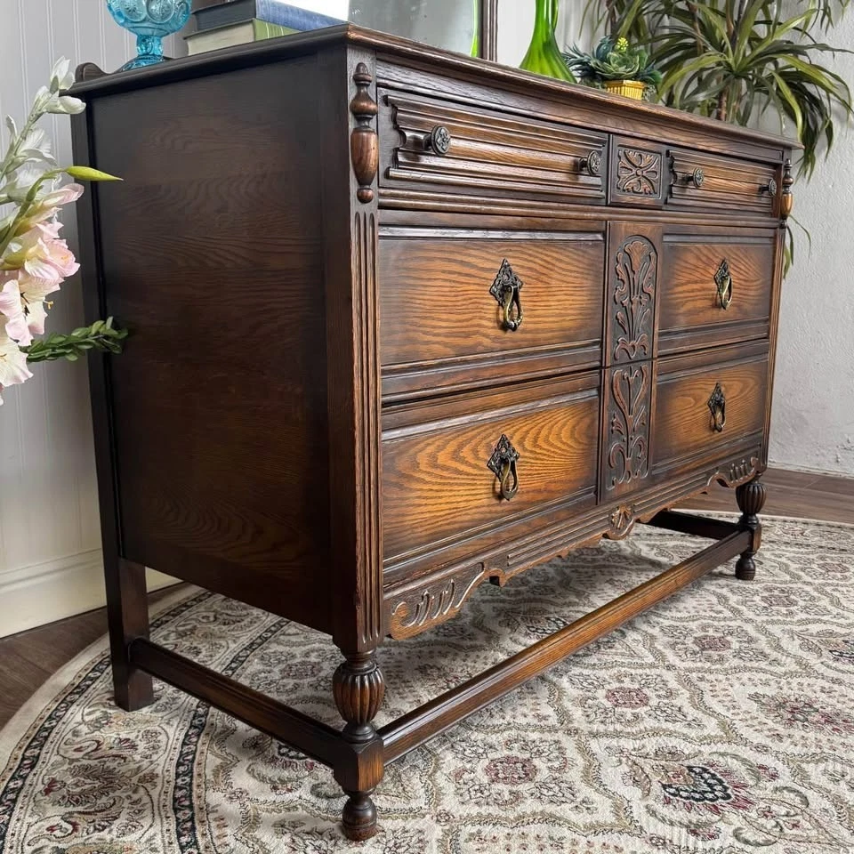 Cómoda antigua de roble con espejo - Renacimiento jacobeo de los años 20 Foto 2 de 4