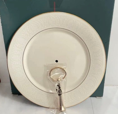 Lenox Courtyard Gold Kuchenständer unbenutzt mit Box Born China Servierplatte