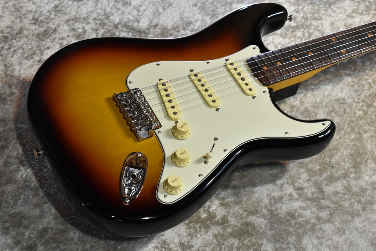 Fender American Vintage II 1961 Stratocaster V2435192 New