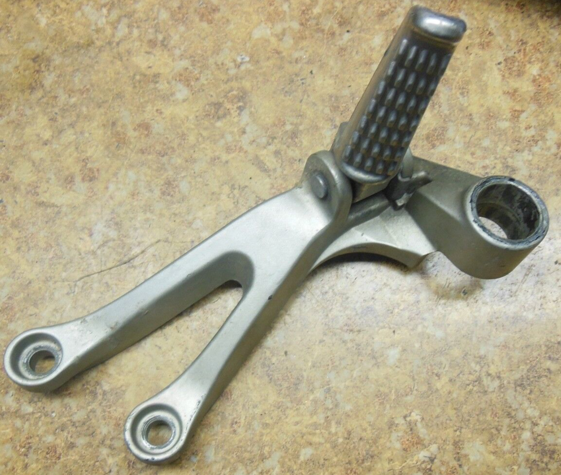 2006 Kawasaki Ninja ZX600 ZX 600 J ZX600J Right Rear Foot 2006 Kawasaki Ninja ZX600 ZX 600 J ZX600J Right Rear Foot