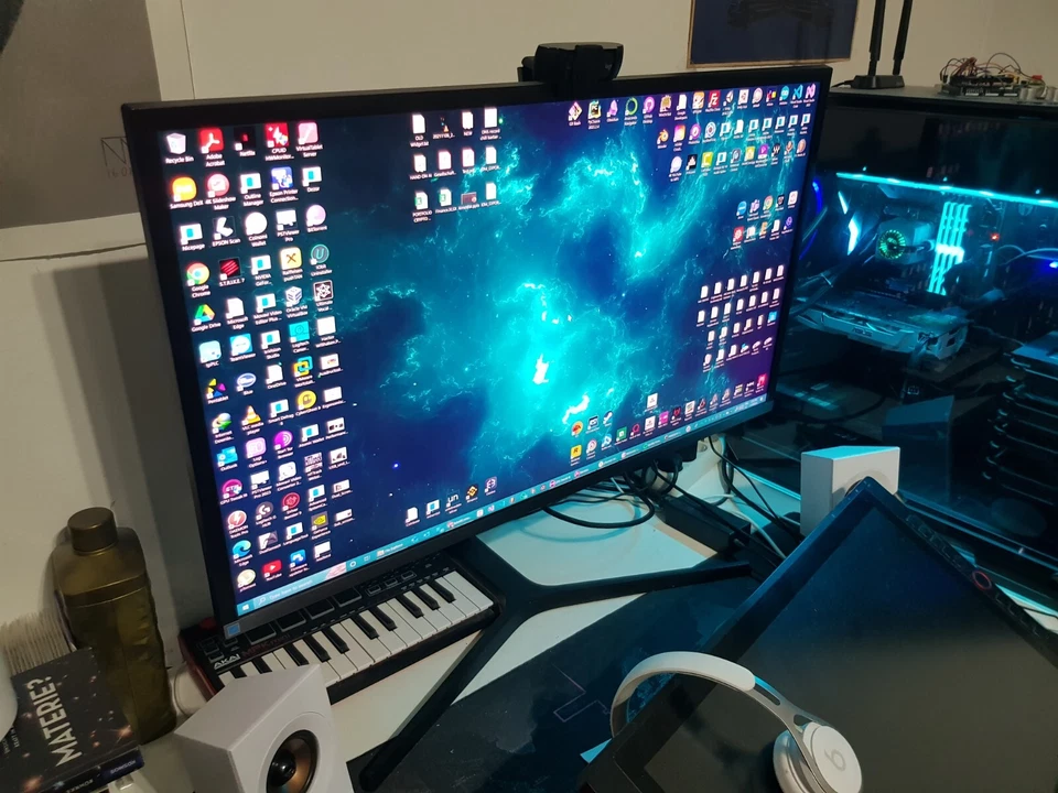 32 Zoll 4K QLED Monitor - Samsung U32H850 *Künstler/Designer/Editoren/Gamer*